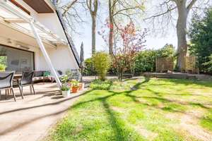 Seltene Gelegenheit: Schönes Architektenhaus mit eingewachsenen Grundstück in begehrter Wohnlage – Die vollständige Adresse der Immobilie erhältst du vom Anbieter., 22397 Lemsahl-Mellingstedt, Hamburg – Vorschaubild 39
