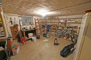 EFH mit Einliegerwohnung, freistehend, vermietet (teilweise gekündigt), ruhige Lage. – Am Butenberg 10, 58455 Ennepe-Ruhr-Kreis – Vorschaubild 39