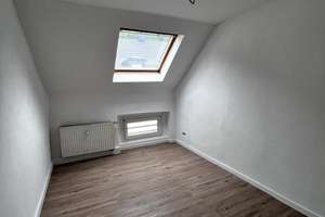 Helle Dachgeschosswohnung in zentraler Lage von Wuppertal! – Die vollständige Adresse der Immobilie erhältst du vom Anbieter., 42115 Elberfeld West, Wuppertal – Vorschaubild 6