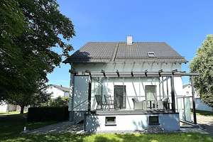 Traumhaus sucht neue Familie !
Kernsaniertes und modernes EFH mit Kaltwintergarten und großem Garte – Die vollständige Adresse der Immobilie erhältst du vom Anbieter., 85296 Rohrbach – Vorschaubild 37