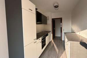 Attraktive 3-Zimmer-Wohnung mit Balkon und Tiefgaragenstellplatz in Leimen
 – Die vollständige Adresse der Immobilie erhältst du vom Anbieter., 69181 Leimen – Vorschaubild 4