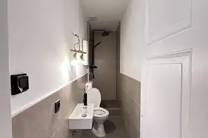Geschmackvolle 3-Zimmer-Altbau-Wohnung mit Balkon und EBK im Martinsviertel – Kranichsteiner Straße 42, 64289 Darmstadt – Vorschaubild 4