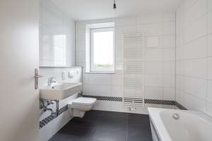 Charmante Maisonette-Wohnung mit Galerie, Balkon und Dachterrasse – Die vollständige Adresse der Immobilie erhältst du vom Anbieter., 45143 Altendorf, Essen – Vorschaubild 11