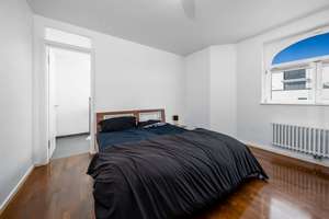 Barrierefreie 3-Zimmer-Wohnung mit 2 Bädern im sanierten Altbau am Schlosspark Charlottenburg – Die vollständige Adresse der Immobilie erhältst du vom Anbieter., 14059 Charlottenburg, Berlin – Vorschaubild 9