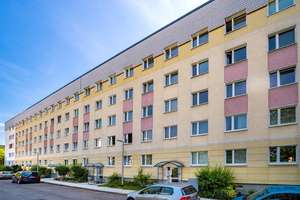 Gemütliche 3-Raumwohnung mit offener Küche und Balkon! – Birkwitzer Weg 7, 1257 Leuben (Stadtteil), Dresden – Vorschaubild 1