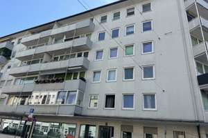 Citylage/Top3 Zi.Whg.ca75 qm,Parkett, EBK, Balkon, hell;