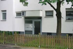 Ruhige Wohung mit großem Balkon und Einbauküche