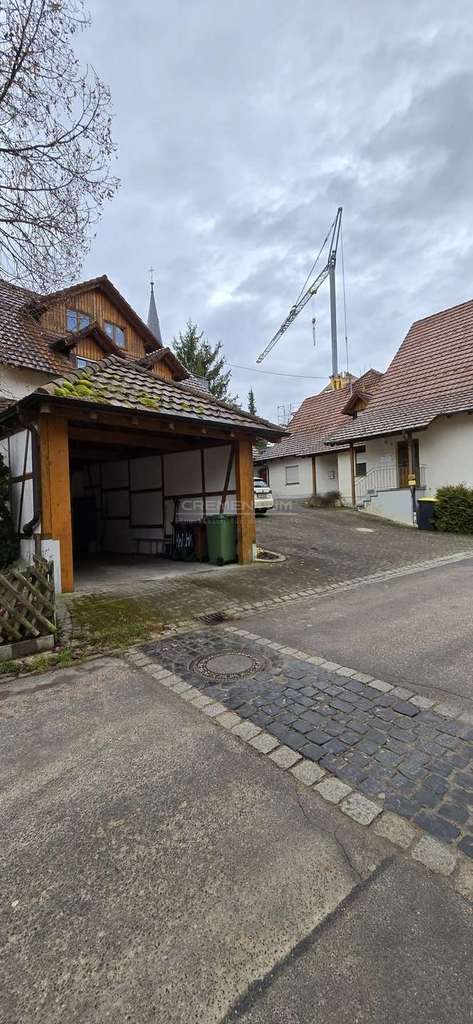 Immobilie in Blumberg - MFH-Ensemble mit 5 Wohnungen & Lager/Halle – solide Kapitalanlage (provisionsfrei) - Bild 1