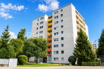 Attraktive Kapitalanlage im Münchner Umland - vermietete 2-Zimmer-Eigentumswohnung mit Tiefgarage in