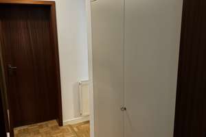 Freundliche und modernisierte 3-Raum-Wohnung mit gehobener Innenausstattung mit EBK in Hannover – Die vollständige Adresse der Immobilie erhältst du vom Anbieter., 30419 Stöcken, Hannover – Vorschaubild 11