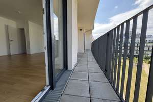 Wo das Leben so spielt - ansprechende 2-Zimmer-Wohnung mit Einbauküche und Balkon im Neubau