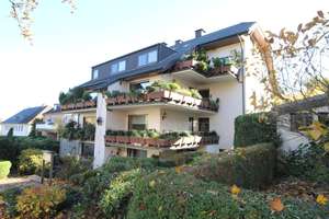 2,5 Raum, Wald-Ruhrnähe, Terrasse 14 m², Bad: Wanne + sep. Dusche, Echtholzparkettböden