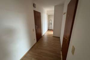 Geräumige Dachgeschoss Wohnung in guter Lage von Duisburg – Die vollständige Adresse der Immobilie erhältst du vom Anbieter., 47057 Neudorf-Nord, Duisburg – Vorschaubild 9