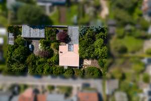 Sanieren oder neu bauen: Großes Grundstück mit Bungalow – Die vollständige Adresse der Immobilie erhältst du vom Anbieter., 39110 Stadtfeld West, Magdeburg – Vorschaubild 3
