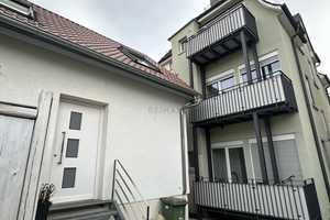Tolle Anlage und für Menschen mit "MEHR Bedarf" gibt´s noch ein 2. Haus dazu – Stuttgart – Vorschaubild 2