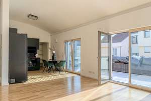 Exklusives Penthouse in Ingolstadt: Licht, Luxus und Lebensqualität hautnah erleben – Die vollständige Adresse der Immobilie erhältst du vom Anbieter., 85057 Nordwest, Ingolstadt – Vorschaubild 3