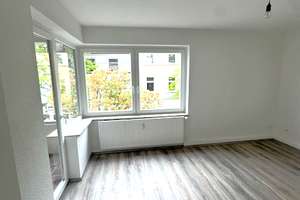 Renovierte 3-Zimmer-Wohnung mit Balkon! – Stauderstraße 73, 45326 Altenessen-Süd, Essen – Vorschaubild 2