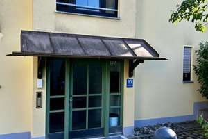 Attraktive 2-Zimmer-Wohnung mit Süd-Balkon, Tiefgaragenstellplatz und langfristig gesichertem Mieter – Eggenfeldener Straße 95, 81929 Englschalking, München – Vorschaubild 4