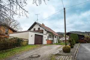 Gepflegtes Haus in Hunderdorf. – Straubing-Bogen (Kreis) – Vorschaubild 3