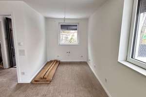 Neuwertige Doppelhaushälfte aus 2026 mit ca. 180 m² und Energieeffizienz A+ – Die vollständige Adresse der Immobilie erhältst du vom Anbieter., 12487 Johannisthal, Berlin – Vorschaubild 9