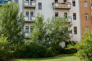 Komfortable Wohnung mit Balkon zum grünen Innenhof - neues Bad und neue Böden – Richardstraße 8, 9113 Schloßchemnitz, Chemnitz – Vorschaubild 4