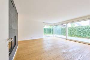 Exklusives Architektenhaus mit Wellnessbereich und Dachterrasse – Die vollständige Adresse der Immobilie erhältst du vom Anbieter., 80995 Feldmoching, München – Vorschaubild 2