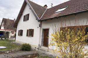 Wohnen im Grünen: Geräumiges Haus in Stoffen  – Weglerstraße 8, 86932 Pürgen – Vorschaubild 2