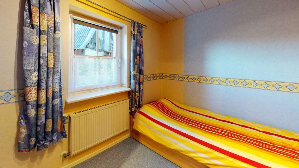 Immobilie in Balve - VR IMMO: Aus Gaststätte wird Wohnhaus – Solides Zweifamilienhaus nach kompletter Sanierung. - Bild 10