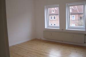 Zentral, hell, grün, ruhig und stilvoll – Schillstraße 12-18, 24118 Ravensberg, Kiel – Vorschaubild 8