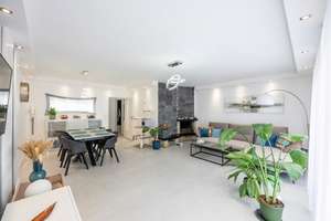 Raumwunder in Köln Esch - Modernisiertes Reihenhaus mit großzügigem Dachgeschoss und Kamin – Die vollständige Adresse der Immobilie erhältst du vom Anbieter., 50765 Esch/Auweiler, Köln – Vorschaubild 1