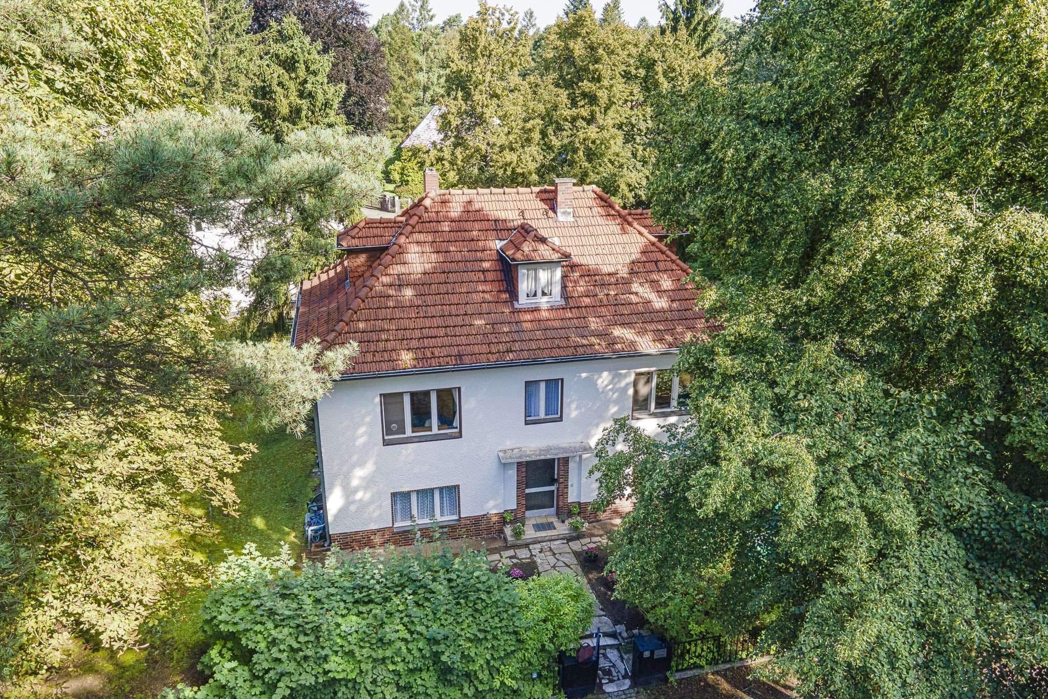 Historisches Einfamilienhaus der 1930er Jahre mit viel Potenzial, Berlin – Bild 1