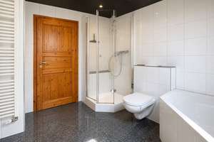 Mehr Raum für Ihre Lebenspläne – attraktives Zwei-in-Eins-Immobilienangebot – Die vollständige Adresse der Immobilie erhältst du vom Anbieter., 76187 Knielingen, Karlsruhe – Vorschaubild 4
