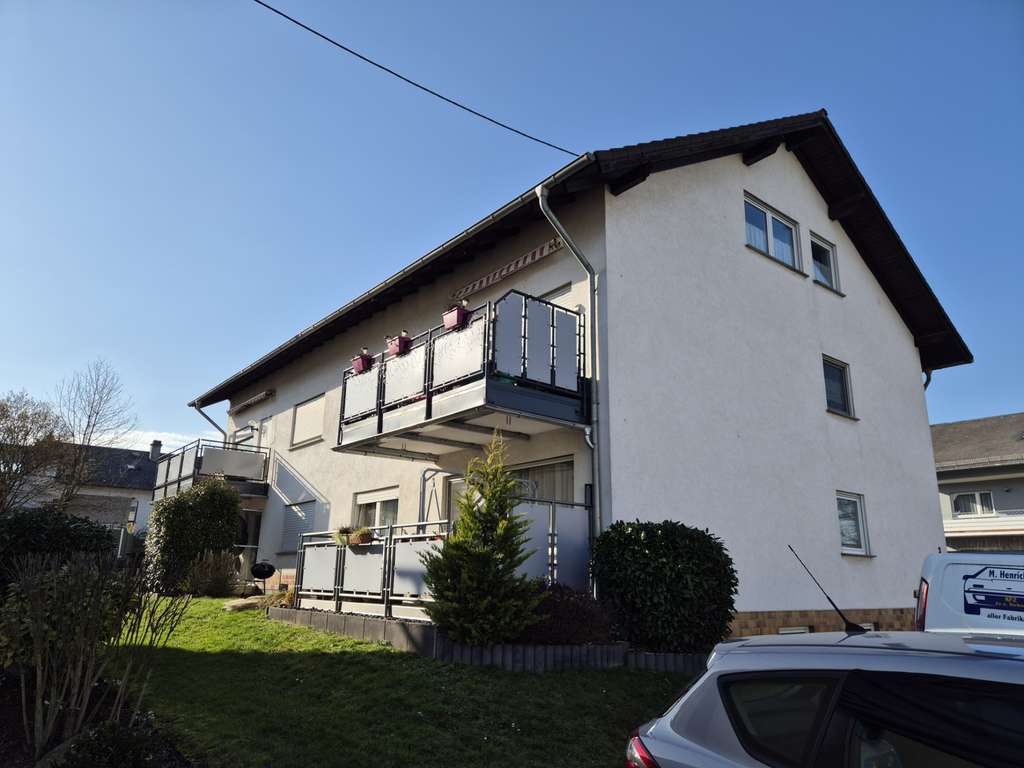 Immobilie in Rheinböllen - Großzügiges 6 Familien Haus mit 31 Zimmern in Rheinböllen - Bild 0