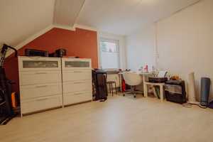 PLATZ FÜR IHRE WOHNTRÄUME - Einfamilienhaus mit vielfältigen Nutzungsmöglichkeiten. – Segeberg (Kreis) – Vorschaubild 13