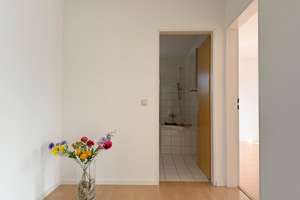 Ulm-Gögglingen schicke 4-Zi.-Maisonette mit 3 sonnigen Dachterrassen, EBK + TG, ohne Käuferprovision – Die vollständige Adresse der Immobilie erhältst du vom Anbieter., 89079 Gögglingen, Ulm – Vorschaubild 19