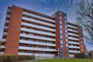 Kiel-Ellerbek: Attraktive 4-Zimmer-Wohnung mit viel Platz zum Wohlfühlen – Poppenrade 37, 24148 Kiel – Vorschaubild 1