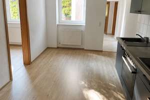 Jobcenter - جوب سنتر - Джобцентер - deine neue Wohnung ist fertig! – Haumannstraße 19, 42651 Solingen-Mitte, Solingen – Vorschaubild 3