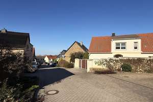 Familienidyll in ruhiger 
Top-Lage von Friedersdorf 
6 Zimmer und 2 Bäder 
auf ca. 131 m² Wohnflä – Sandbergweg 10, 6774 Friedersdorf – Vorschaubild 10