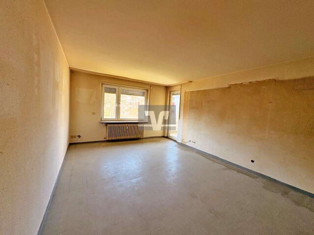 Immobilie in Mannheim - MA-Niederfeld: Großzügige 3-Zimmer-Wohnung auf Erbpacht mit viel Potenzial! - Bild 2