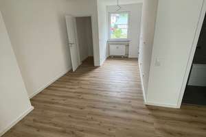 Attraktives 6 Familienhaus in ruhiger Lage – ideal für Kapitalanleger – Die vollständige Adresse der Immobilie erhältst du vom Anbieter., 57072 Siegen, Siegen – Vorschaubild 5
