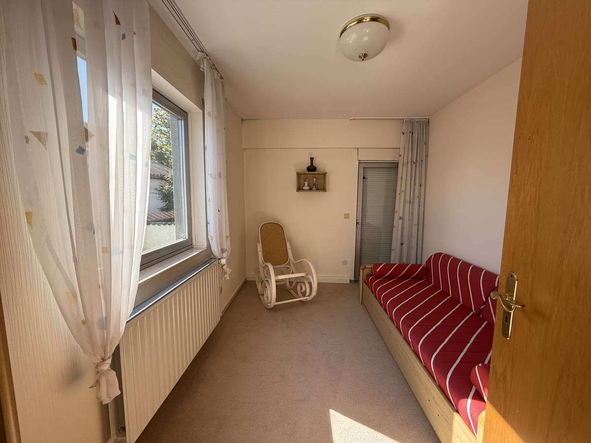 Immobilie in Nidderau - Viel Platz für die große Familie - Raumwunder mit tollem Außenbereich - Bild 9