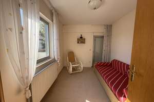 Charmantes großes Einfamilienhaus + Nebengebäude mit Garage und herrlichem, nicht einsehbarem Garten – Die vollständige Adresse der Immobilie erhältst du vom Anbieter., 61130 Nidderau – Vorschaubild 23