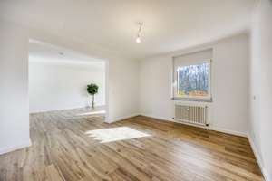 Stilvolle 5-Zimmer-Eigentumswohnung, die Exklusivität und Eleganz vereint. – Die vollständige Adresse der Immobilie erhältst du vom Anbieter., 53177 Heiderhof, Bonn – Vorschaubild 3