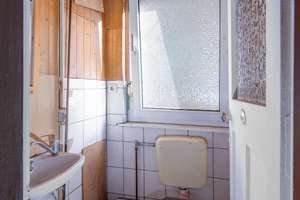 Leerstehendes Mehrfamilienhaus zur Revitalisierung – Die vollständige Adresse der Immobilie erhältst du vom Anbieter., 47798 Stadtmitte, Krefeld – Vorschaubild 19