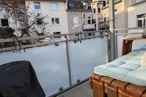 4-Zimmer-Altbau-Wohnung im Dichterviertel von Wiesbaden – Die vollständige Adresse der Immobilie erhältst du vom Anbieter., 65187 Südost, Wiesbaden – Vorschaubild 2