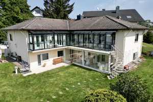 Charmante Villa mit vielseitigem Potenzial
- Perfekt als Ein- oder Zweifamilienhaus! - – Hochtaunuskreis – Vorschaubild 1