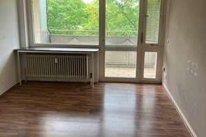 Schöne 2 Zimmerwohnung mit Balkon in Langwasser – Striegauer Str. 36, 90473 Langwasser Südost, Nürnberg – Vorschaubild 3