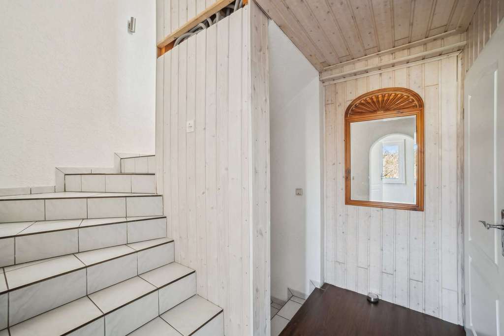 Immobilie in Hellenhahn-Schellenberg - Modernisierte DHH mit Garten als WEG geteilt - mit neuen Fenstern und einem neuem Kaminofen!! - Bild 4