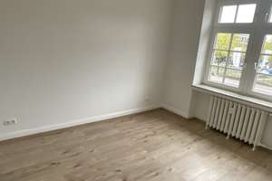 Anmieten und 500 EUR WM-Prämiengutschein sichern! Stilvolle 2-Zimmer-Wohnung in Duisburg Ruhrort – Krusestraße 5, 47119 Ruhrort, Duisburg – Vorschaubild 12