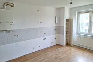 BILK - UNINÄHE - 2 Zimmer +  grosse WOHNKÜCHE – Düsseldorf – Vorschaubild 4